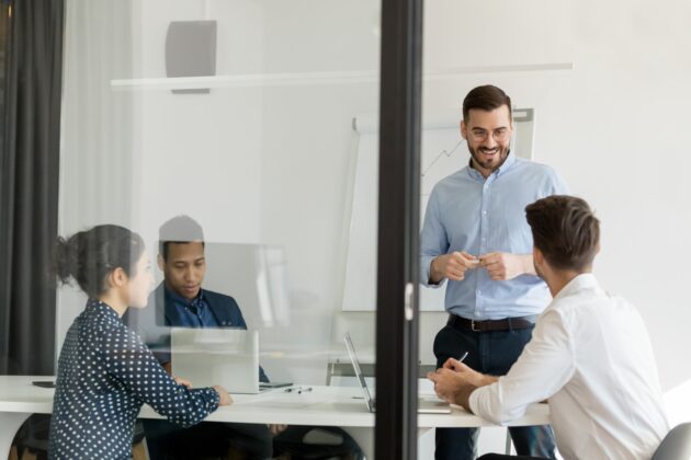 Basi di leadership: Motivare i dipendenti